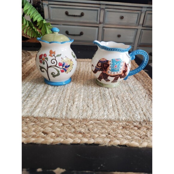 Elephant Creamer & Sugar Bowl, Dutch Wax - Picture 3 of 6